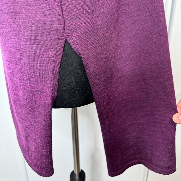 Cynthia Rowley Extra Fine Merino Wool Top Plum - Picture 6 of 8